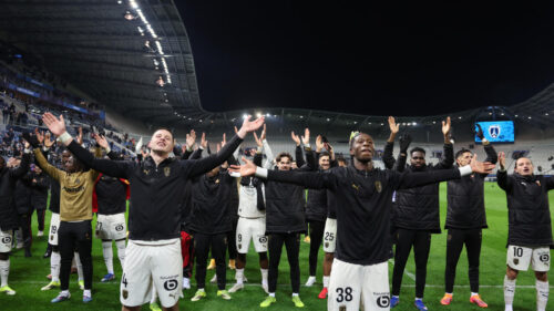 High-flying Lens reclaim top spot in Ligue 1 with hammering of Paris FC