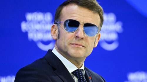 <div>The week in pictures: Outrage in Minneapolis, delight in Dakar – and Macron’s shades</div>