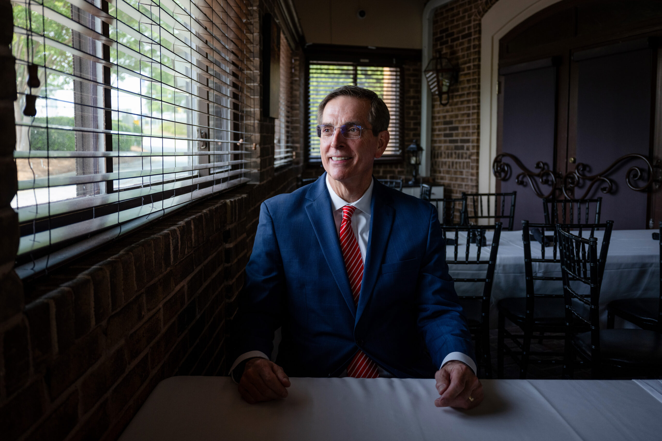 Raffensperger speaks with attendees at a campaign event with the Vinings Rotary Club at a Copeland’s of New Orleans in Atlanta, on April 8, 2026.