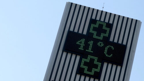 France tries to cope with second premature heatwave in less than a month