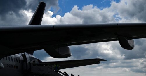 MEPs confirm compromise on air passenger rights reform