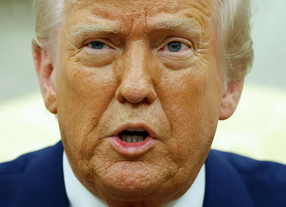 WASHINGTON, DC - APRIL 07: U.S. President Donald Trump answers a reporters question during a meeting with Israeli Prime Minister Benjamin in the Oval Office of the White House on April 7, 2025 in Washington, DC. President Trump is meeting with Netanyahu to discuss ongoing efforts to release Israeli hostages from Gaza and newly imposed U.S. tariffs. (Photo by Kevin Dietsch/Getty Images)