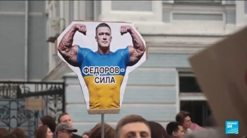 Zelensky faces deepening political crisis as protests dig in