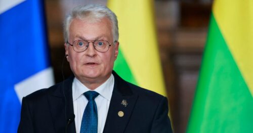 Lithuania to lift ban on nukes, president says