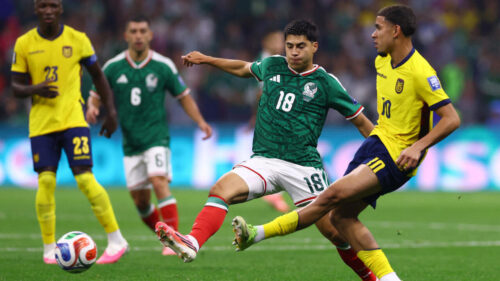 Mexico beat Ecuador to reach last 16 and end 40-year knockout drought