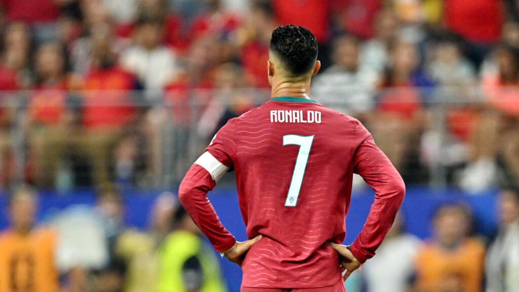 2026-07-06T210153Z_765836598_UP1EM761MF4LL_RTRMADP_3_SOCCER-WORLDCUP-POR-ESP