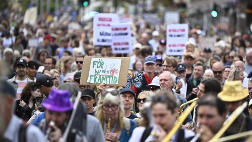 Thousands rally in Sweden to protest climate policies ahead of general election