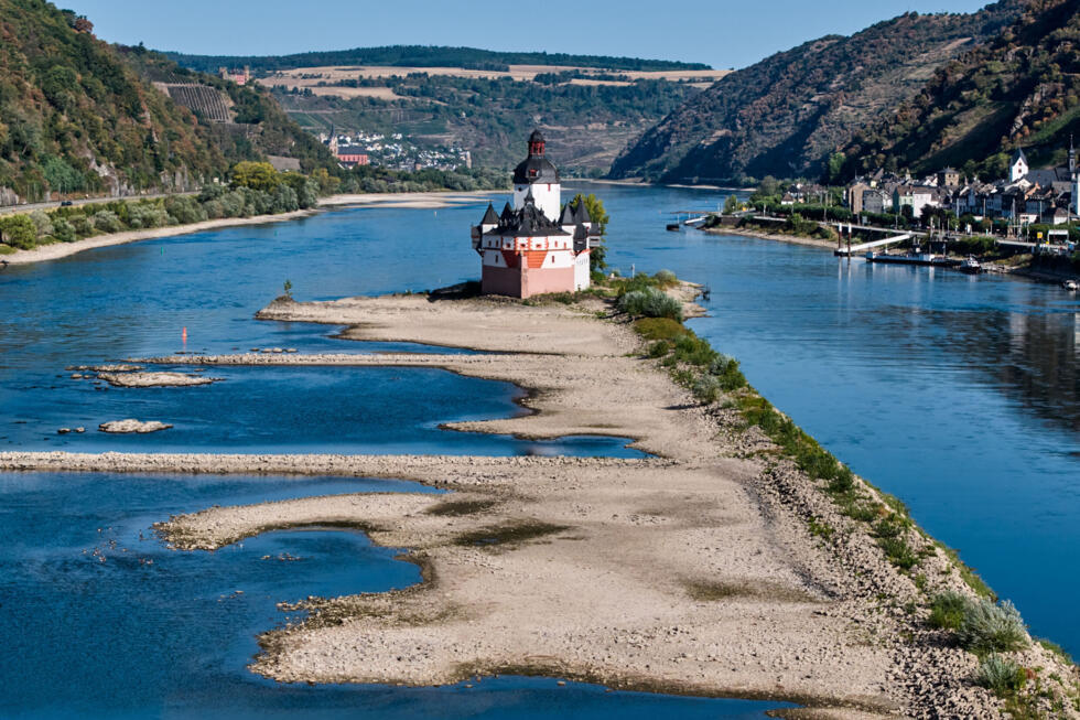 The Zollburg Pfalzgrafenstein toll castle is seen in the middle of the Rhine river with low water levels, in Kaub, Germany