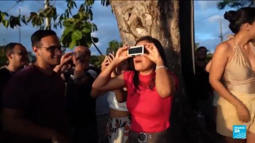 Solar eclipse: “Never look at it without eye protection”