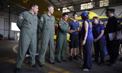 Commissioner Lahbib visits frontline responders in Gironde as European aircraft and firefighters support France
