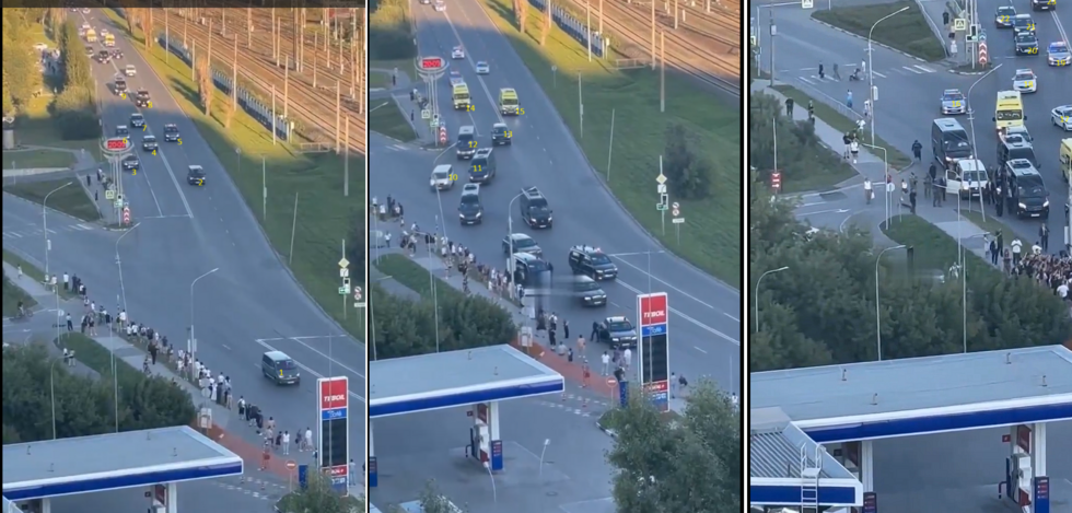 The FRANCE 24 Observers team counted 23 vehicles taking part in Putin’s convoy in the Siberian town of Novosibirsk in Russia on August 11, 2026.